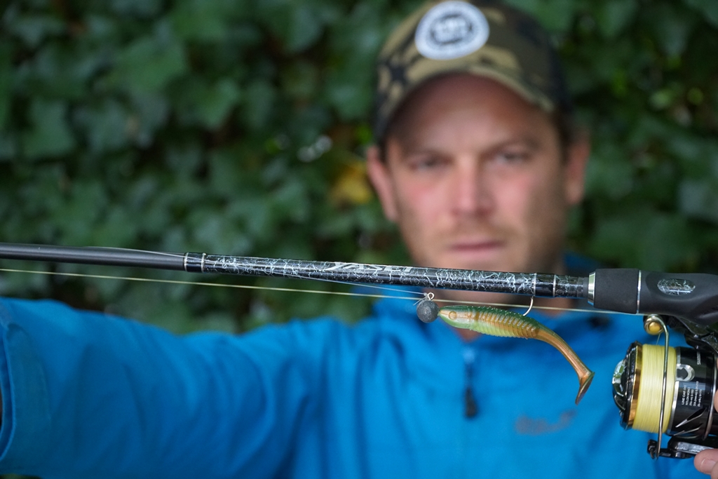 Nieuwe Verticaalhengel – Yasei Zander Vertical Jig – ROOFMEISTER REVIEW