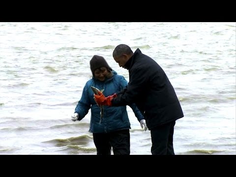 Vis ejaculeert over Obama – “He was happy to see me”
