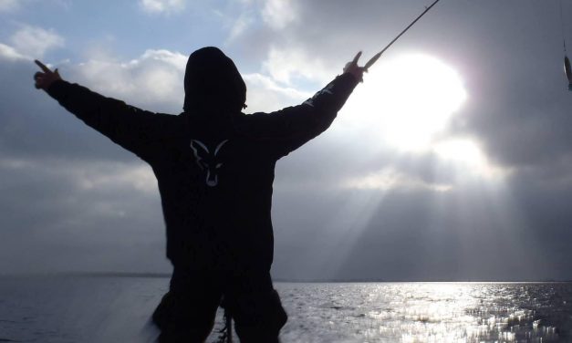 ROOFMEISTER INSIDE – R.I.P. Rex Hunt & de wormendiscussie