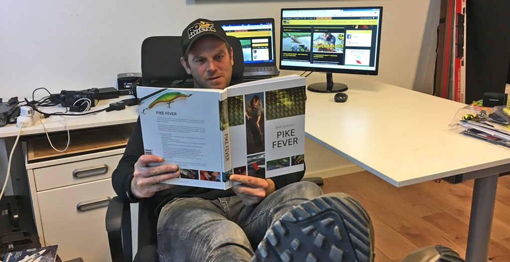 De snoekenbijbel – Snoekicoon Jens Bursell legt al zijn tips & tricks bloot