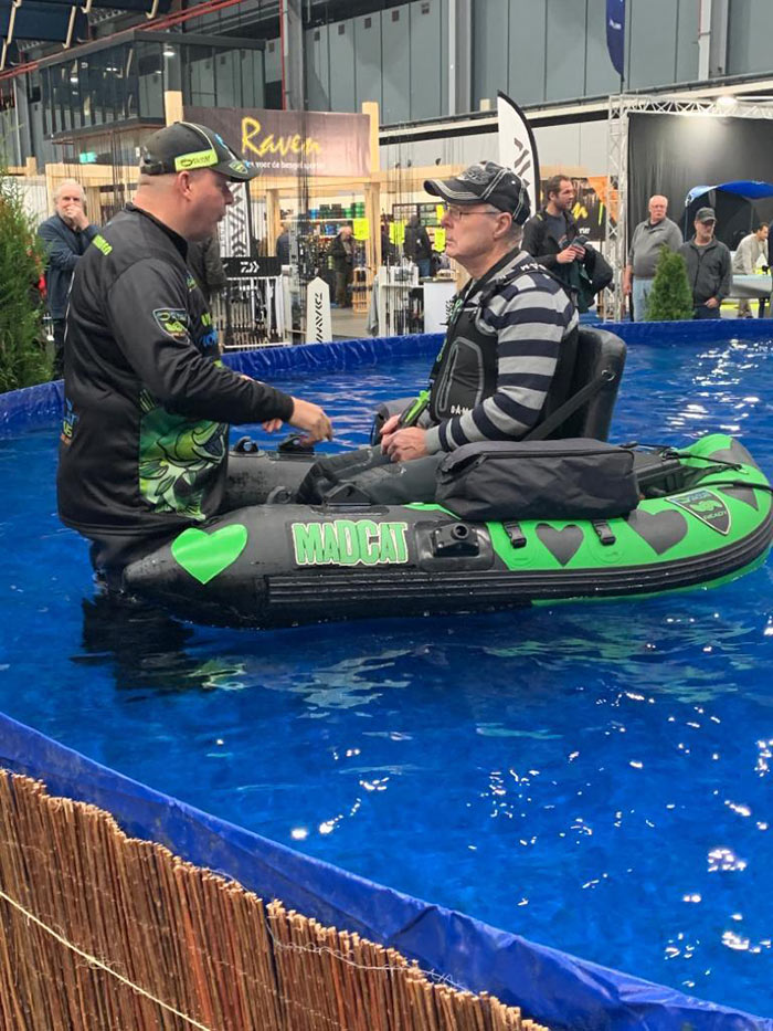 Bellyboatbad op de Hengelsport- en Visbotenbeurs in Utrecht