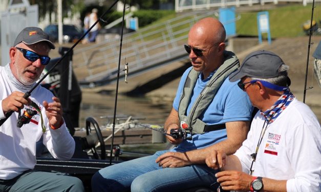 Buzzy bee Michael Stalenhoef – Gidsen, wedstrijden en vissen met opie