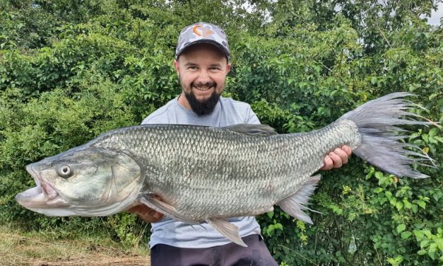 ***Breaking news*** Record roofblei van 92 cm!