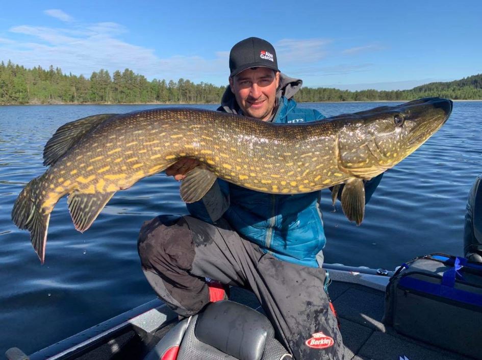 Grootste snoek ooit tijdens Pike Fight – 120 cm op de McHybrid
