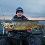 Zo vang je grote forel en bot op het Oostvoornse Meer