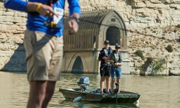 En dan win je een all inclusive blackbass & meerval trip