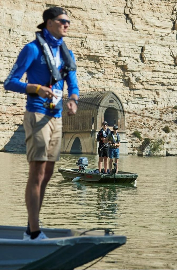 En dan win je een all inclusive blackbass & meerval trip