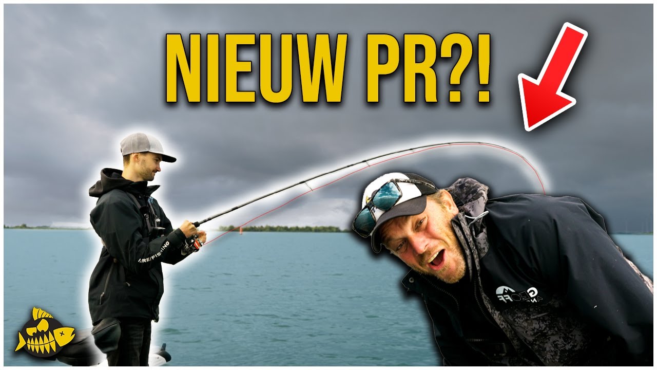 ***VIDEO*** BIZAR GROTE ROOFVIS OP NIEUWSTE JAPANSE VISTECHNIEK!