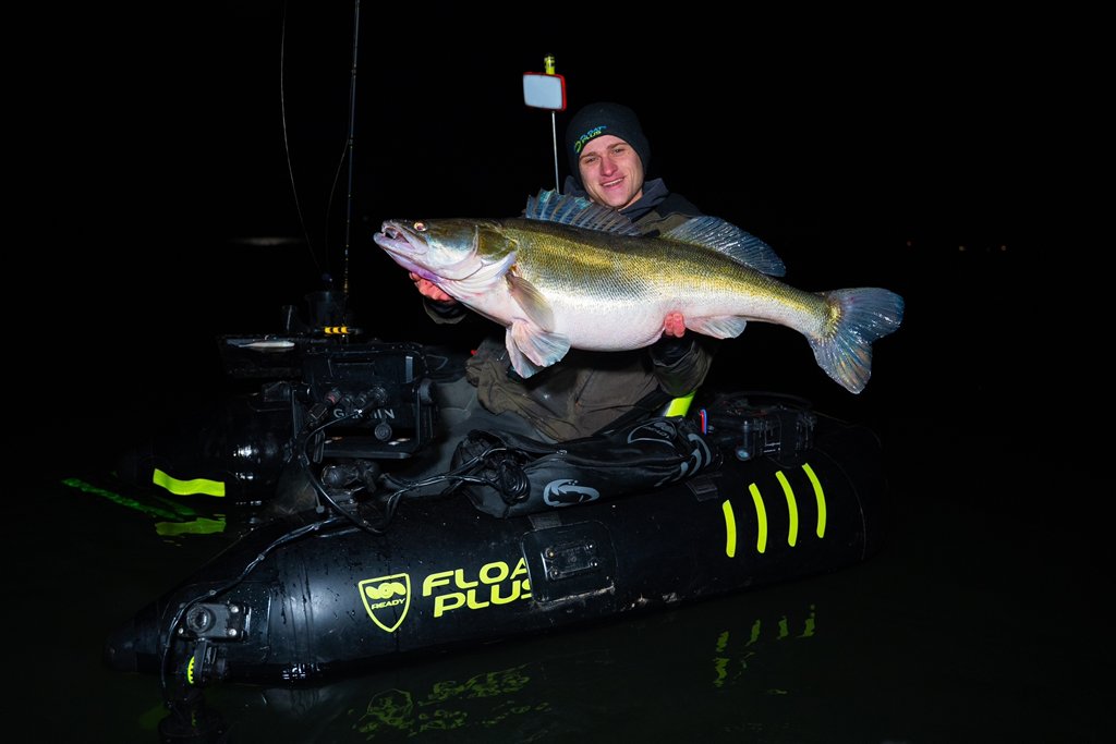 Pelagisch snoekbaarzen uit de bellyboat – Thijs van den Acker