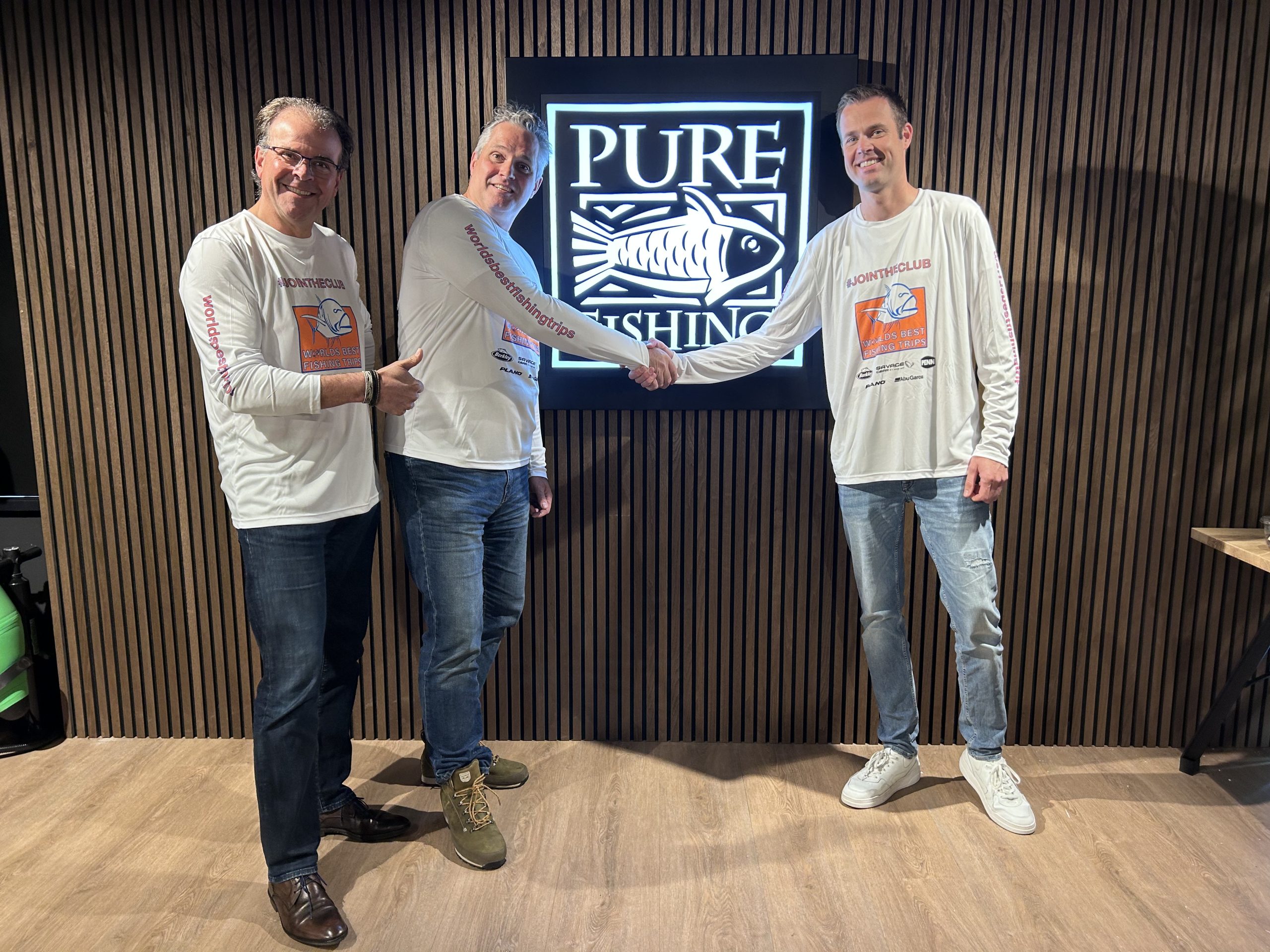 Visreis & Pure Fishing slaan de handen ineen
