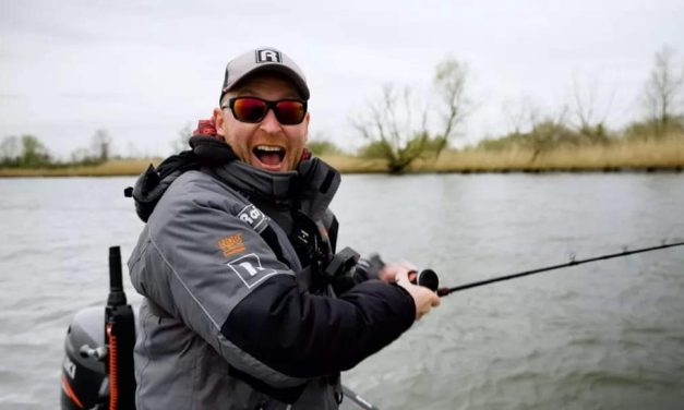 “Ik stel mijzelf geen doelen, ben geen specimen hunter, en geniet van iedere vangst” – Dit was het seizoen van Thijs van der Sanden
