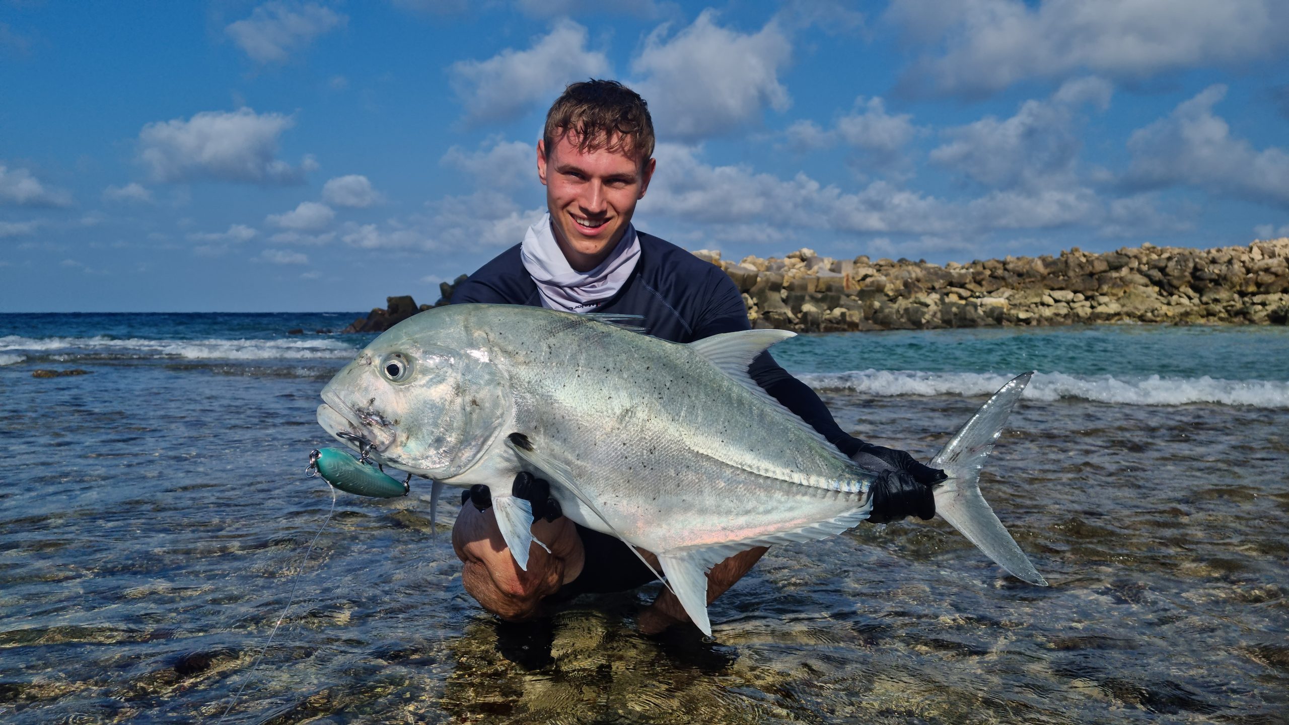 Giant trevally vanaf de kant – De odyssee voor een MONSTER