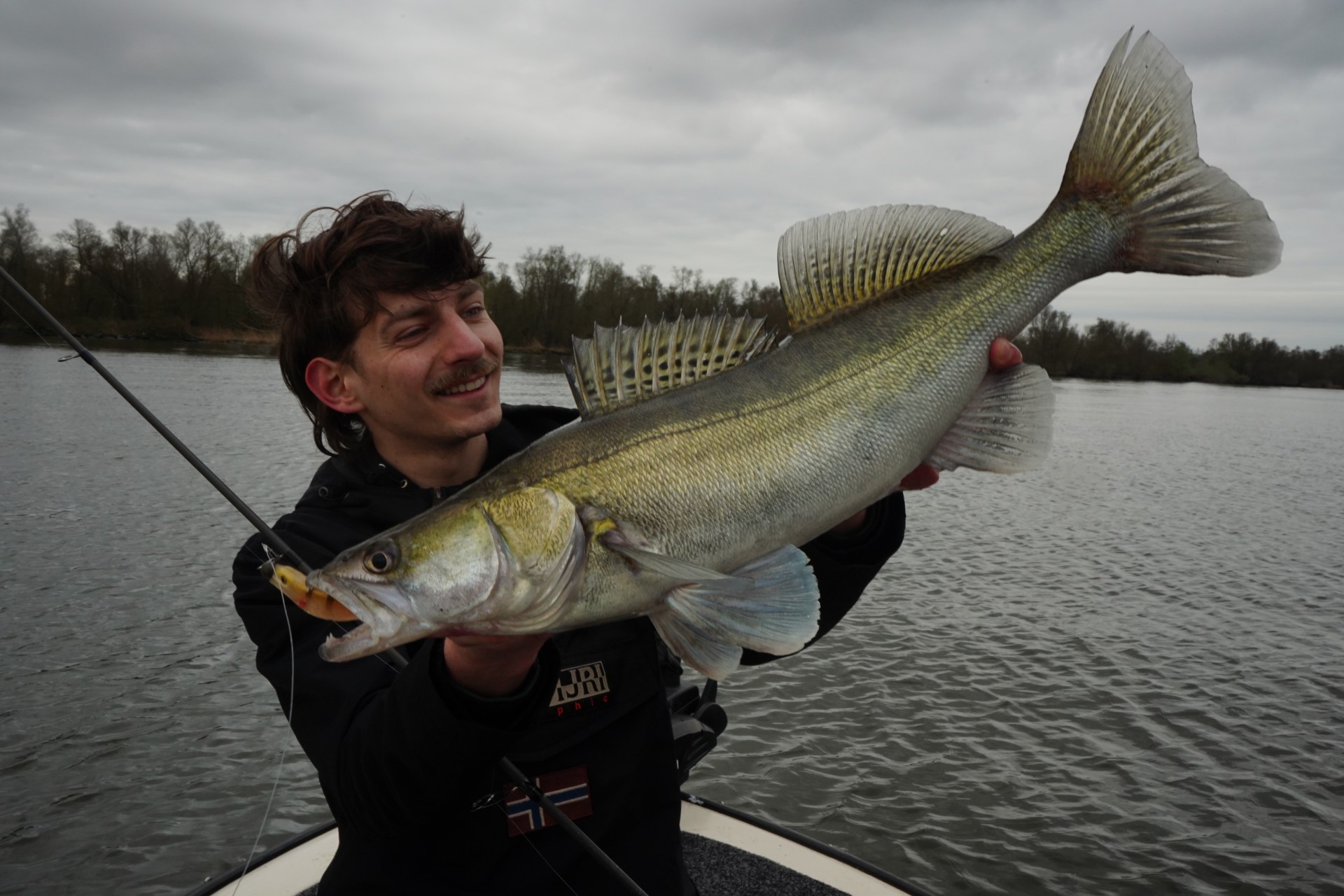 Vang MEER snoekbaars in het voorjaar door deze tips!