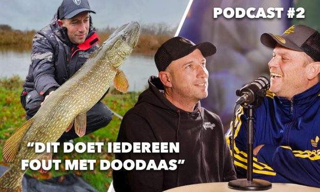 ***VIDEO*** Serge Spuit Zijn Aasvissen Paars!