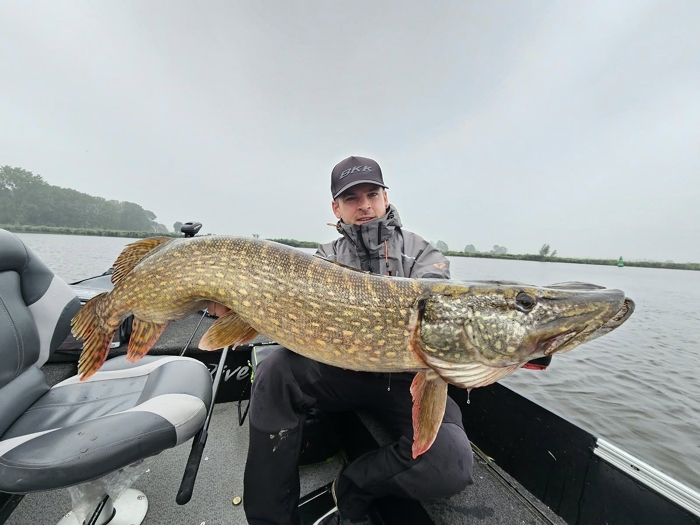 Roofmeister INSIDE: Top 3 aanbeten van Sjoerd, rovende paling & 129 cm snoek!